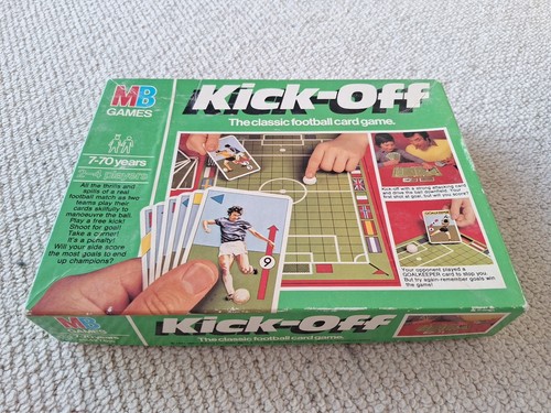 Vintage games kick off - mb,