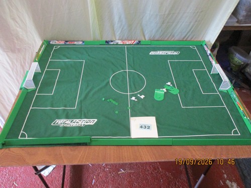 Pro action football game - pro,