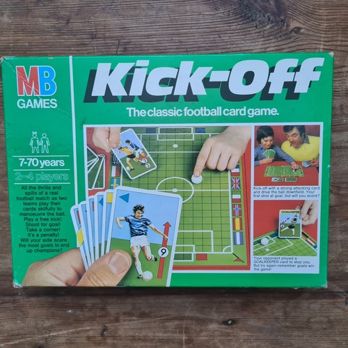 Games vintage kick - kick, off